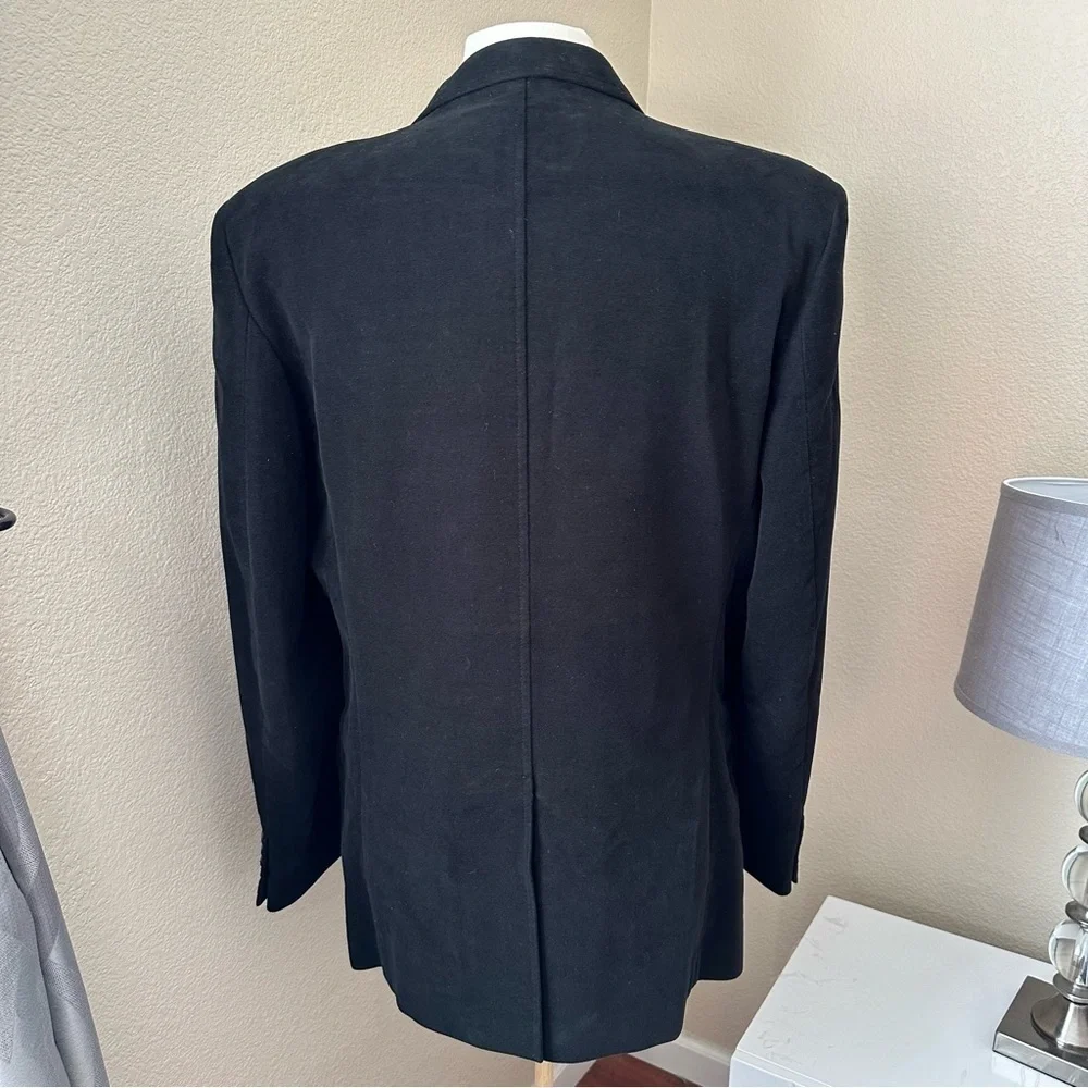 Banana Republic Men’s Black Long sleeves Velvet Blazer Size L/Long